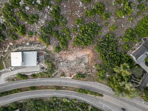 Aerial view of property and surrounding area