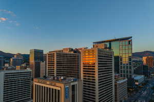City view with a mountainous background