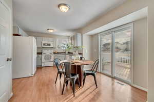 Easy care laminate flooring