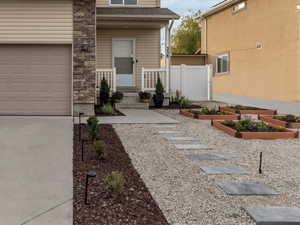 Beautiful new pavers & flower boxes