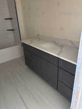 Main house upstairs bathroom