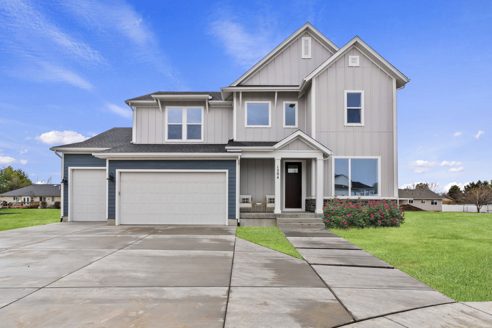 Photo of another home of the same floor plan. Colors and options may vary.