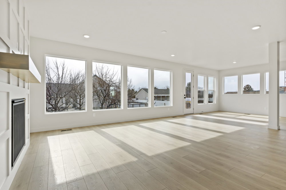 Photo of another home of the same floor plan. Colors and options may vary.