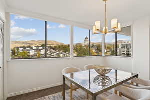 Expansive corner windows with capitol and mountain views.