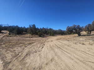 Front Driveway Entrance to Property!