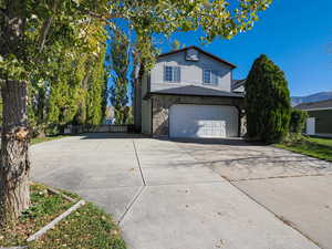 Plenty of Parking & RV Space