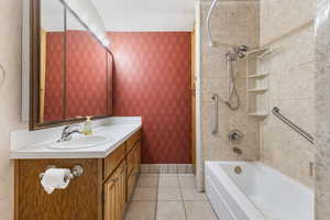 Full bath in between 2 bedrooms upstairs loft.