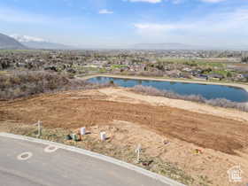 Bird's eye view of a water and mountain view