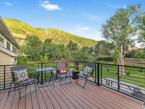 Deck with an incredible mountain view