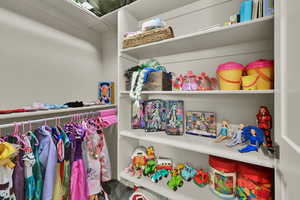 Walk in closet in Recreation/Bedroom