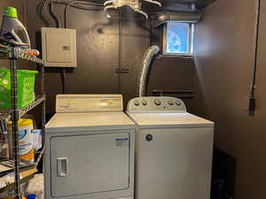 Washroom with electric panel and independent washer and dryer