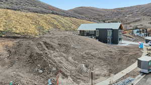 Exterior view of mountains