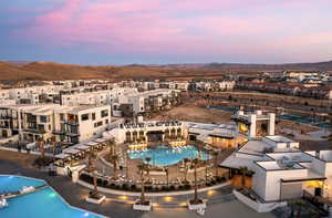Desert Color Heated Pool Resort
