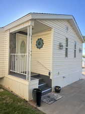 View of home's exterior