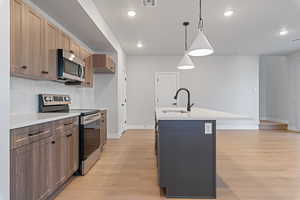 *Photo of a similar unit