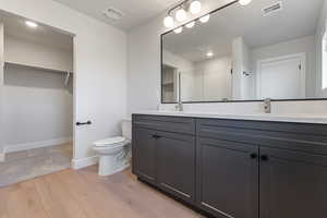 *Photo of a similar unit