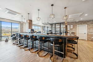 Restaurant / Bar with stunning views