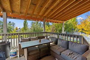 Deck featuring an outdoor hangout area
