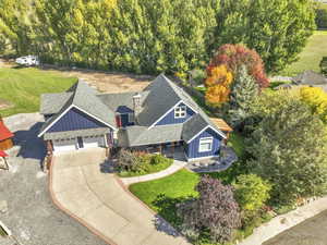 Aerial view of property and surrounding area