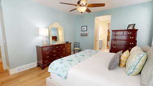 Primary suite with en suite bathroom