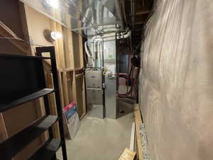 Utilities with heating unit