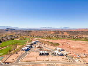 Aerial view of property's location with mountains