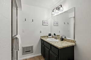 Second bathroom - 3/4