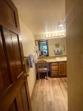 Full bath off primary bedroom