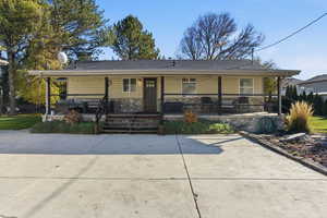 Rambler/ranch style home