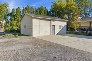 Detached garage and separate office space