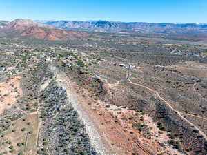 Overview of rural landscape with mountains