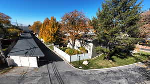 View of home's exterior