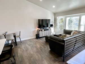 New laminate in 2023, new recessed lighting 2024, new blinds 2025, new paint 2025