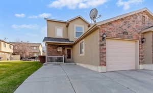 End-unit townhome in a quiet neighborhood