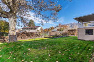 View of yard with a mountain view