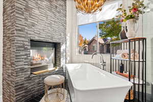 Primary Suite Bathroom