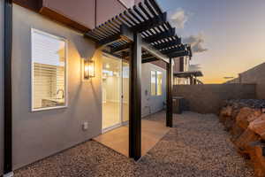 *Photo of a similar unit