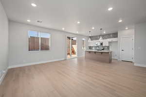 *Photo of a similar unit