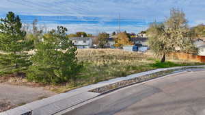 View of yard with a residential view