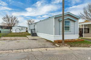 View of side of home