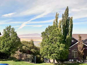 View of  valley and mountain backdrop