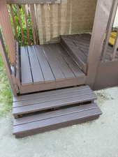 Exterior view. APT 1