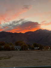 Mountain view. Looking East