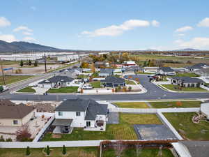 Aerial perspective of subject neighborhood