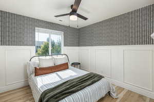 Would you let your teenage boy occupy? So fresh, So clean!