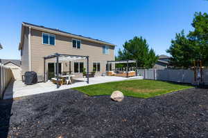 An entertainers dream backyard!