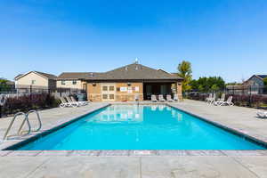 Laps or pools games?! What do you prefer?