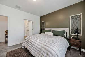 Primary bedroom - Carpeted bedroom with baseboards
