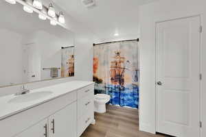 On-suite Full bathroom