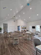 Clubhouse - Interior